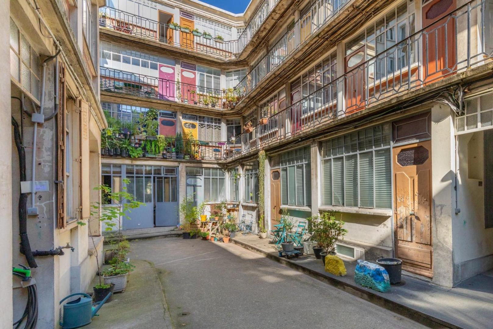 Guestready - Apto Parisiense Da Moda No 19º Arr. Exterior photo